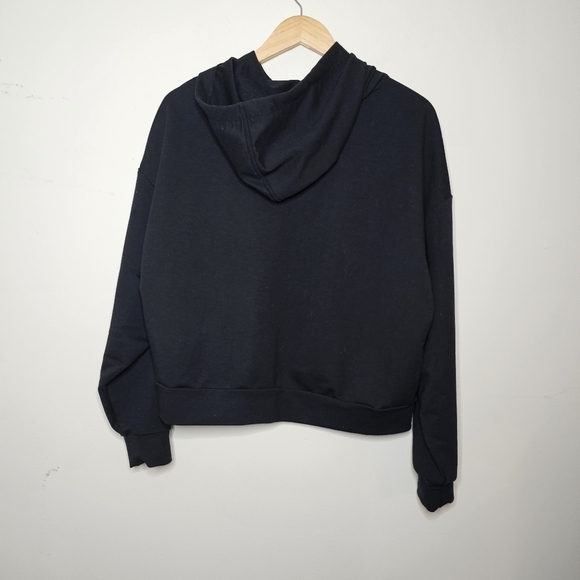 Puma Graphic Cropped Black Hoodie Size Large - Picture 3 of 5